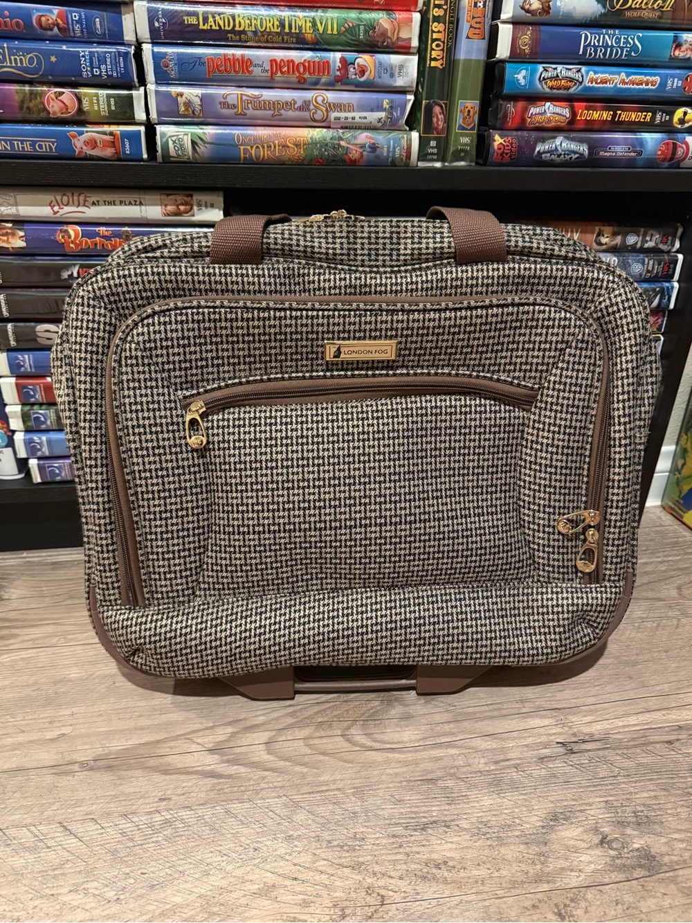 London Fog Brown Tweed Rolling Garment Bag with Gold-Tone Hardware